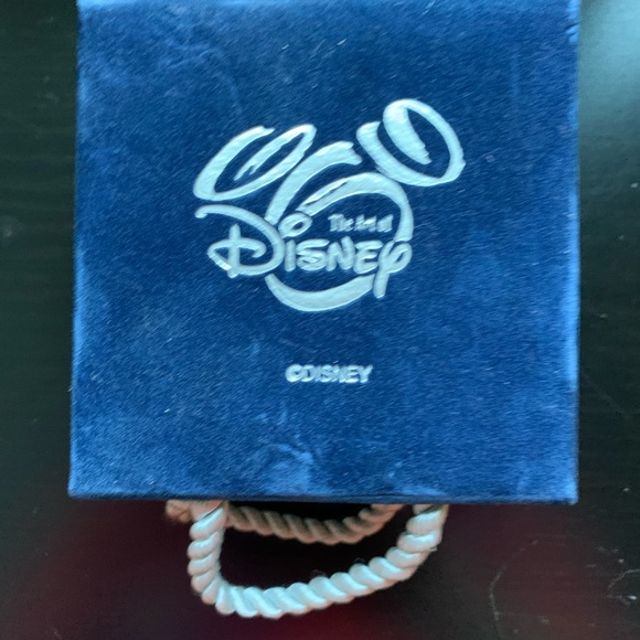 Swarovski Disneyland Disney brooch pin - Picture 4 of 4